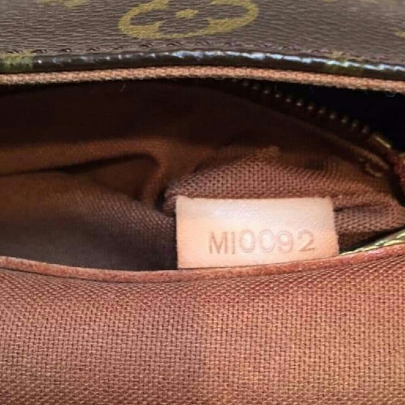 Louis Vuitton mini looping - Picture 2 of 7